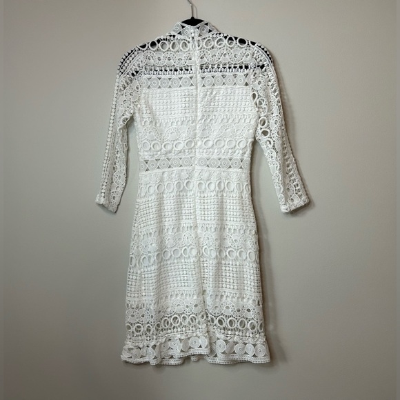 Yoins White Lace Cut Out Design Dress Size S - Picture 8 of 10